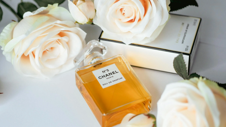 Perfumy różane Chanel no 5