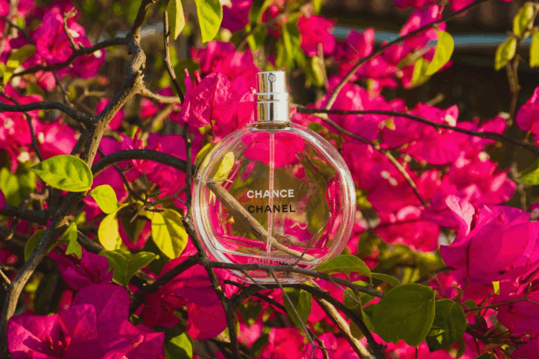 Zapachy na lato zamknięte we flakonie